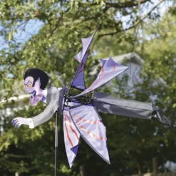 WindGarden Flying Vampire Spinner WindGarden